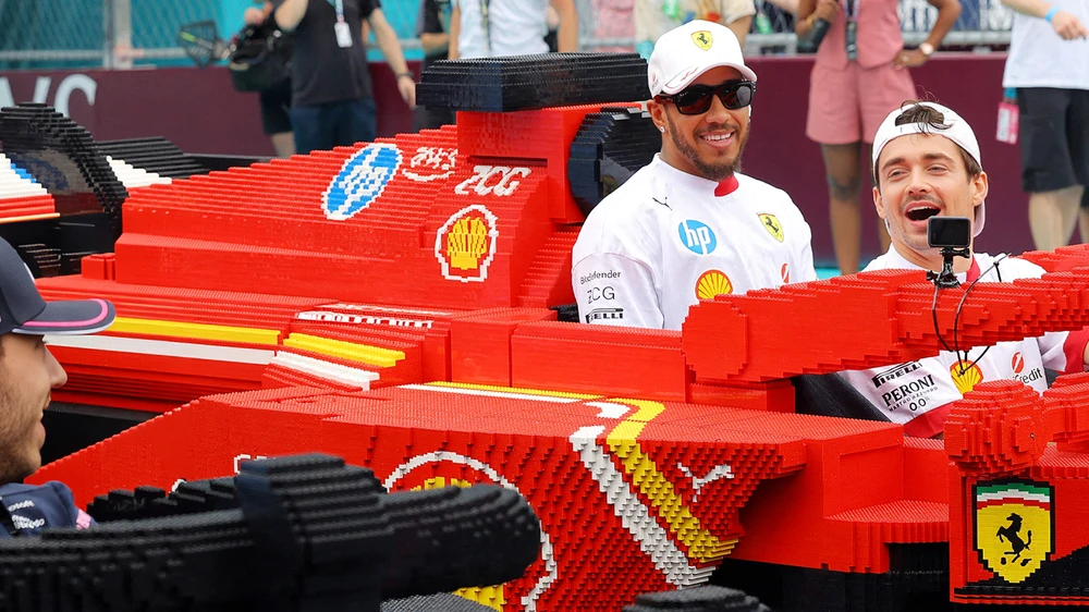 LEGO F1: Z Kladna až do Miami