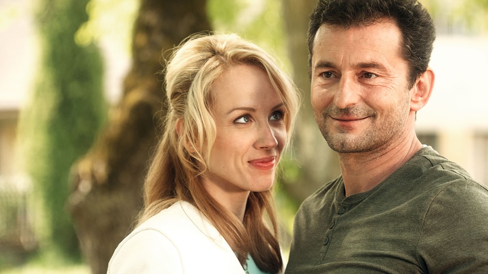 Bezva ženská na krku