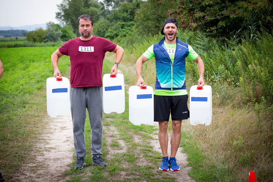 Anička Jakab Rakovská ako Alica v Oteckoch
