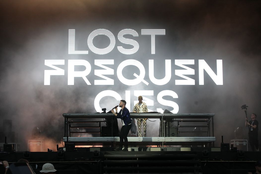Lost Frequencies a Calum Scott
