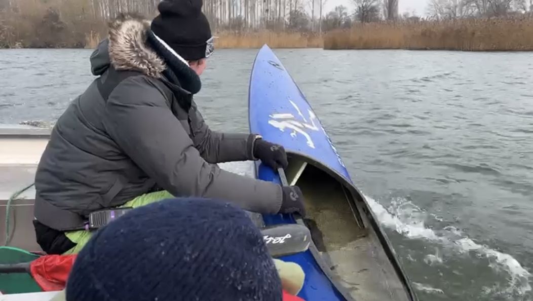 Herečka Monika Horváthová skončila náhle v mrazivej vode, keď sa jej prevrátil kajak.