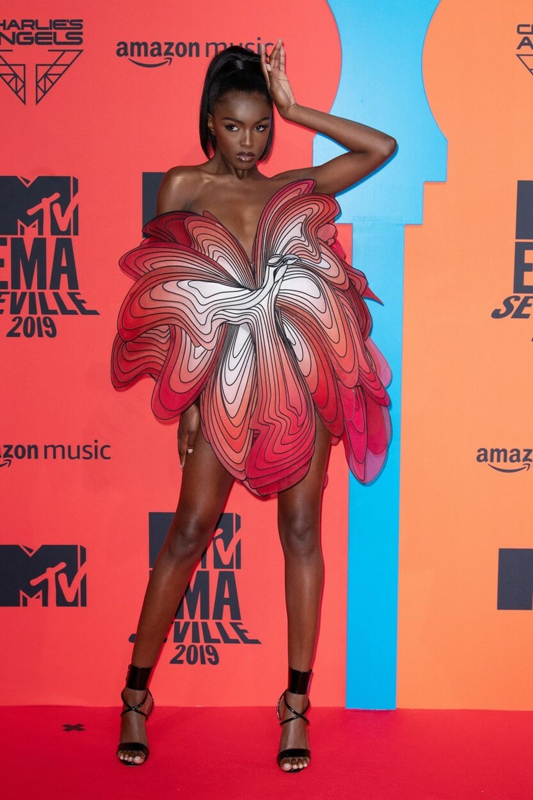 Dua Lipa na MTV EMA 2019