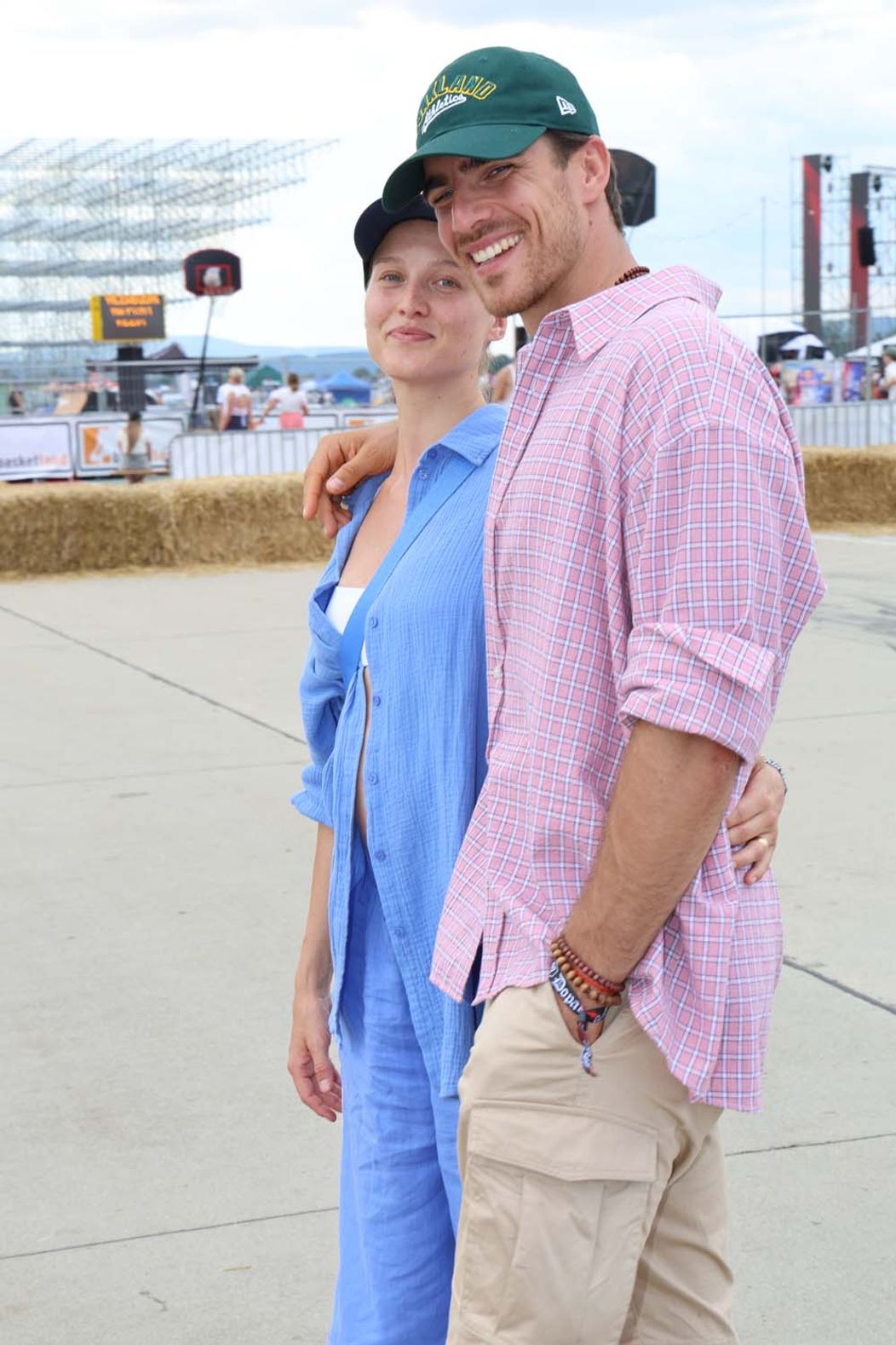 Adam Bardy s manželkou Bibi na festivale Grape