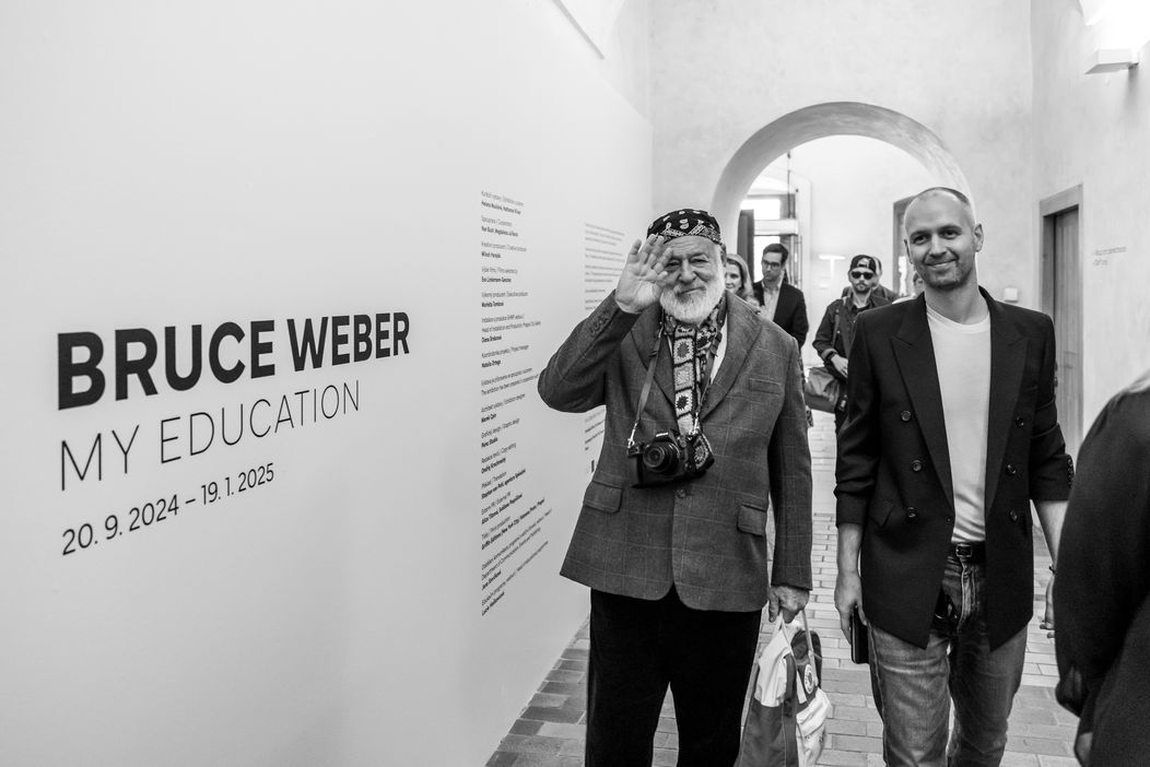 Bruce Weber a producent výstavy Milosh Harajda