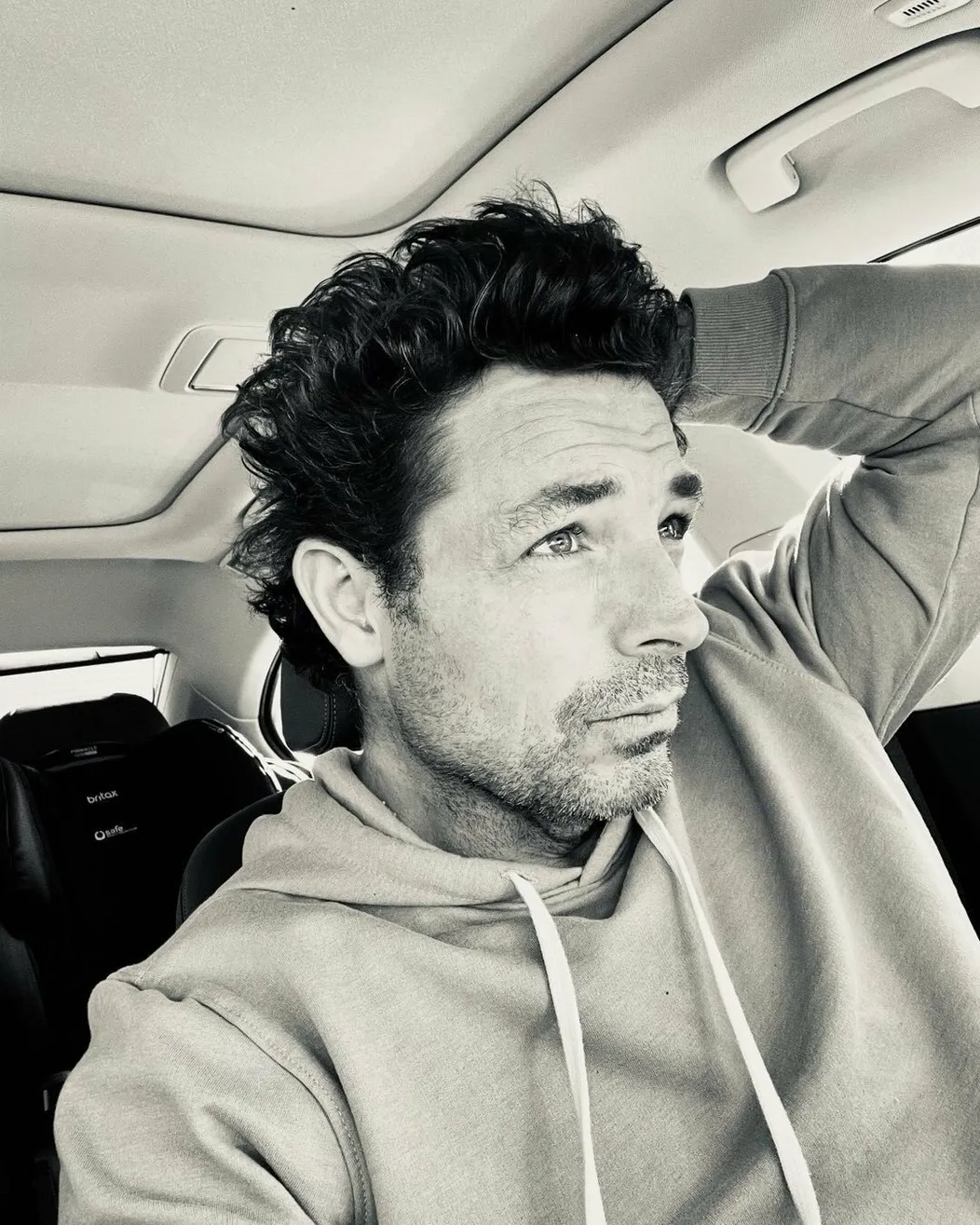 Herec Brennan Elliott.