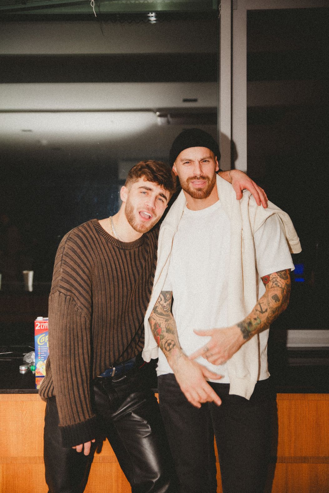 Lu z Love Islandu nakrútil nový videoklip k skladbe XTC.