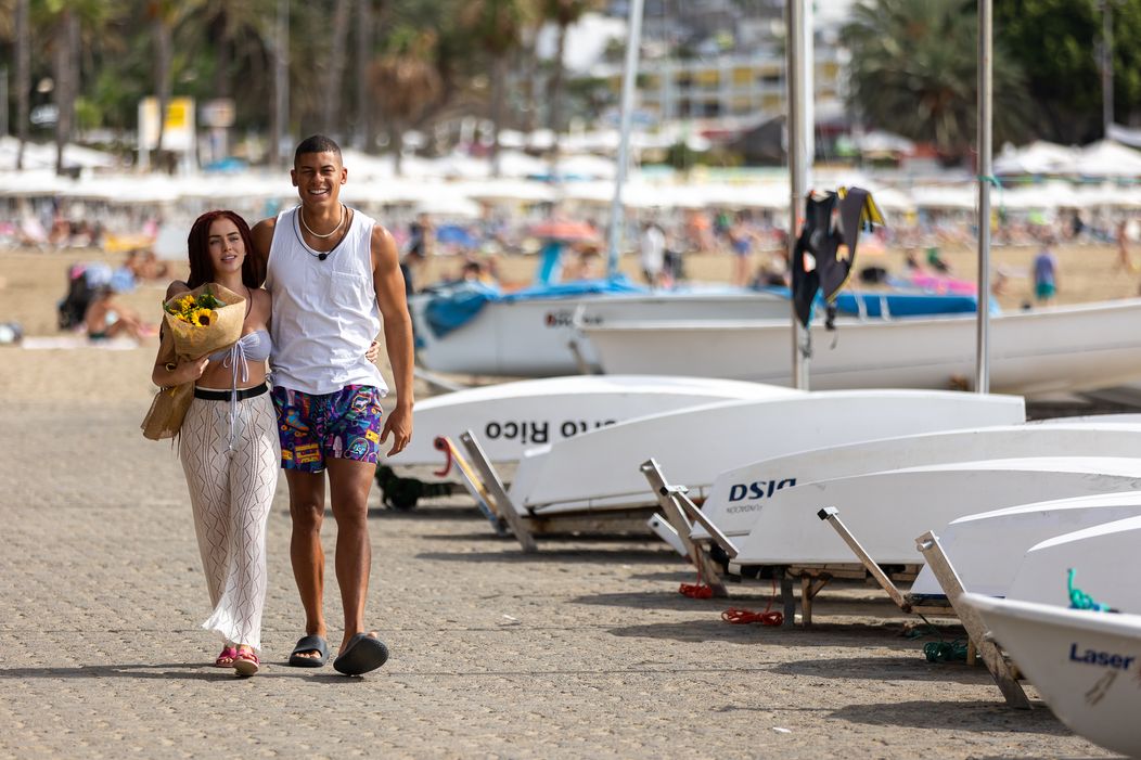 Rachel a Claude na finálovom rande.