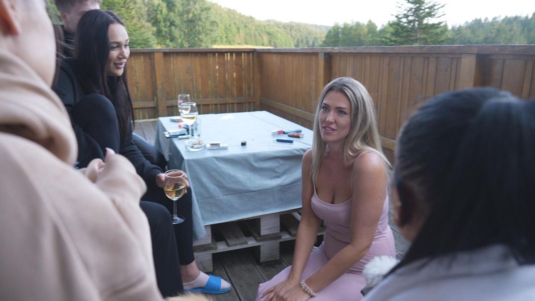 Dievčatá z Ruže pre nevestu na chate: Prekvapil ich striptér