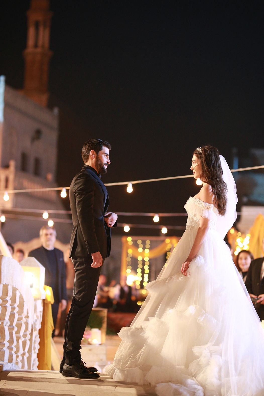 Spútaný motýľ - svadba Mirana a Reyyan