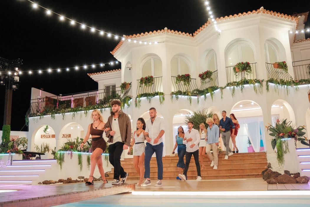 Po príchode bombshellov Adama a Lukáša a novom recouplingu nastal zvrat.