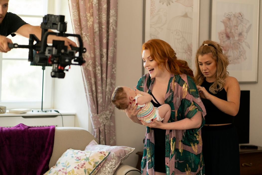 Barbora Švidraňová so synčekom v novom klipe.