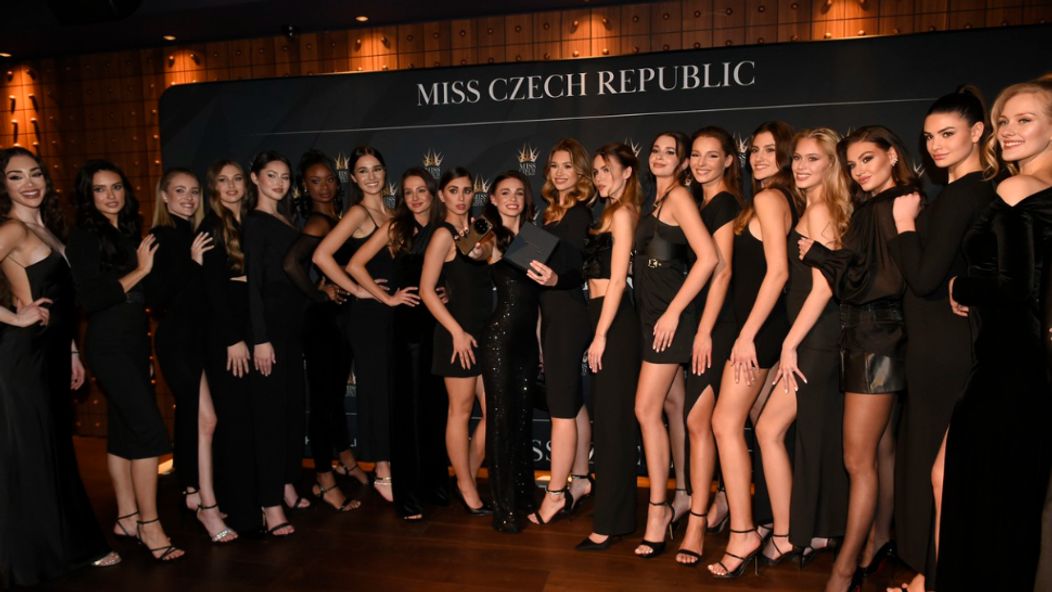 Top dvadsiatka súťažiacich Miss Czech Republic.