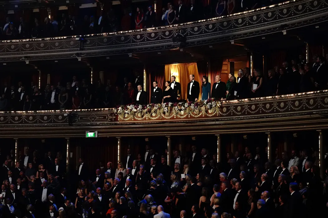Princ a princezná z Walesu v Royal Albert Hall