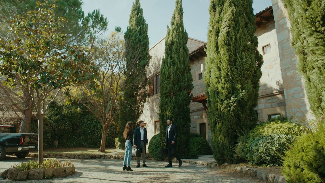 Veľvyslancova dcéra