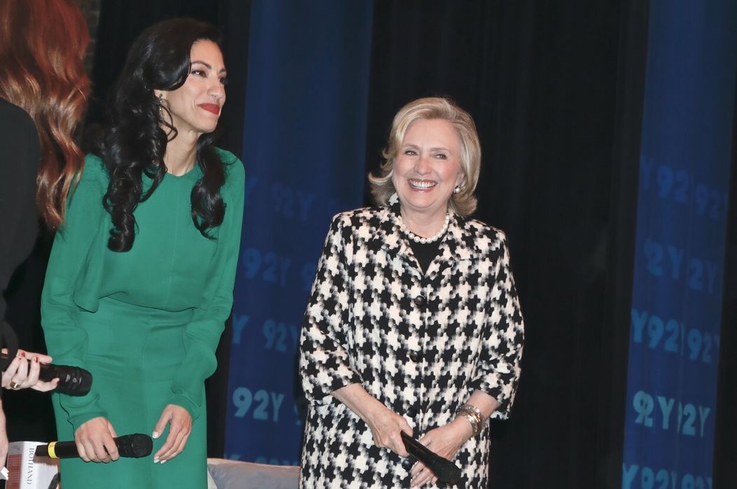 Huma Abedin má politicky blízko k Hillary Clinton