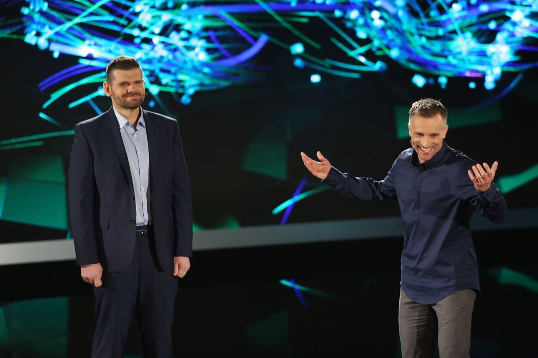 Moderátorka Adriana Poláková s perinkou, ktorá utíši dieťa za sedem sekúnd.