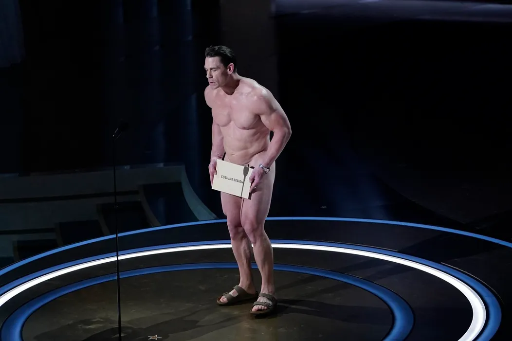 John Cena (takmer) nahý na Oscaroch