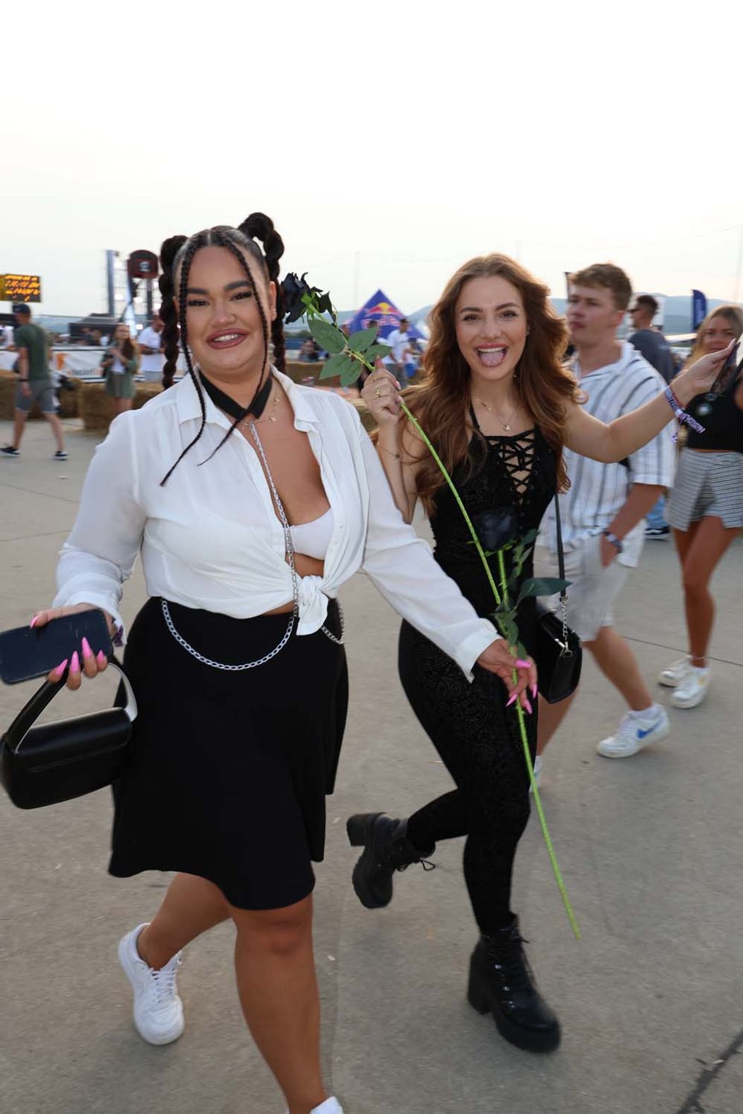 Na grape nechýbali ani baby z Ruže pre nevestu