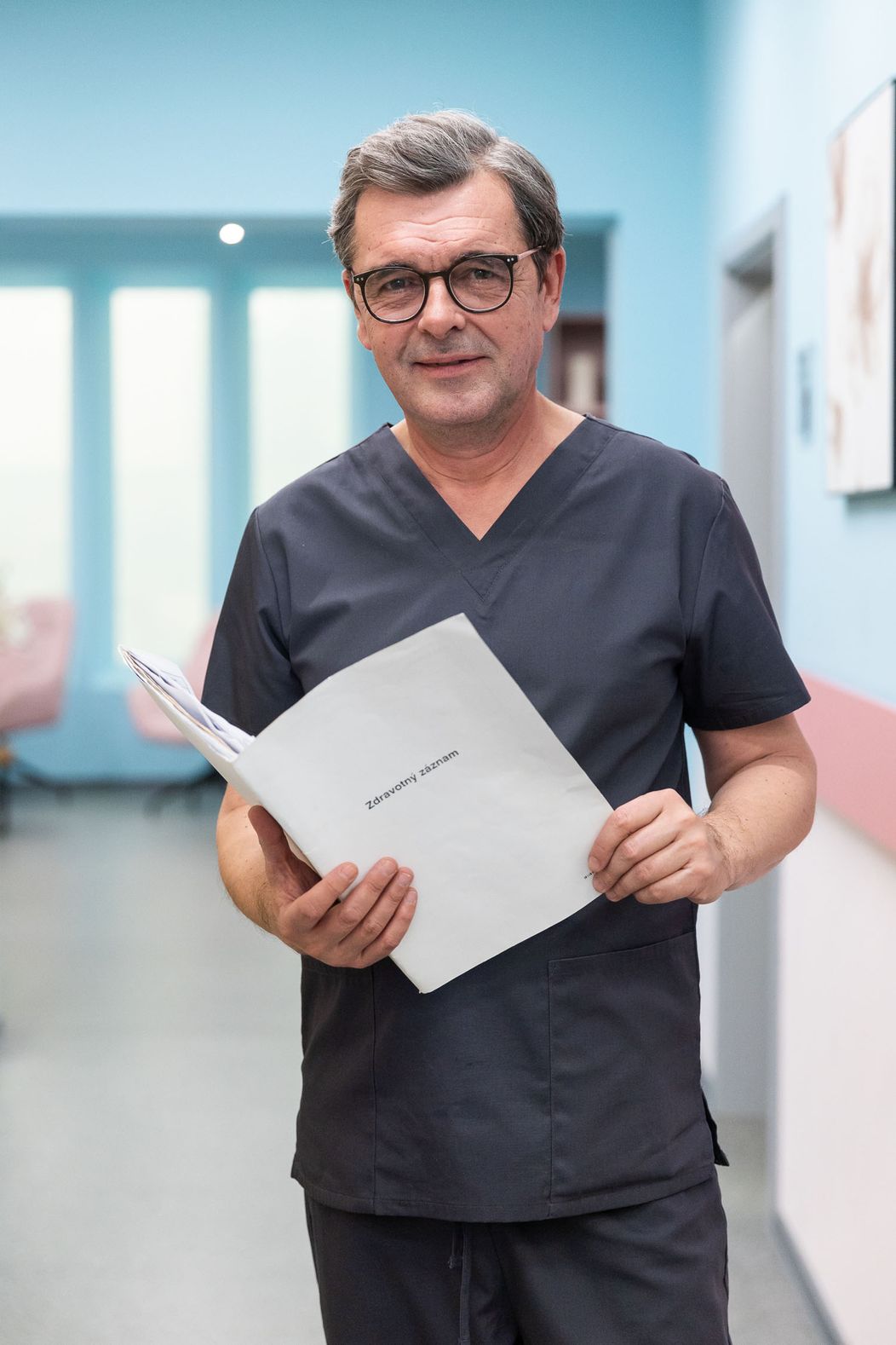 Peter Kočiš ako Staviarsky