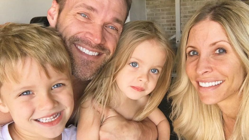 Chris Powell s rodinou