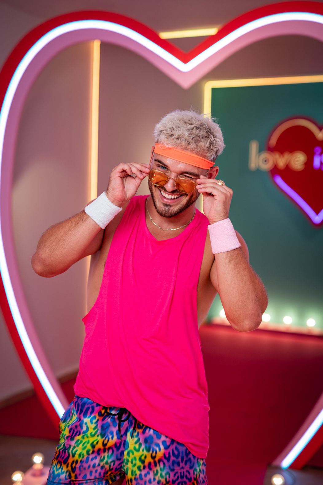 Noví bombshells vo vile - 7. epi