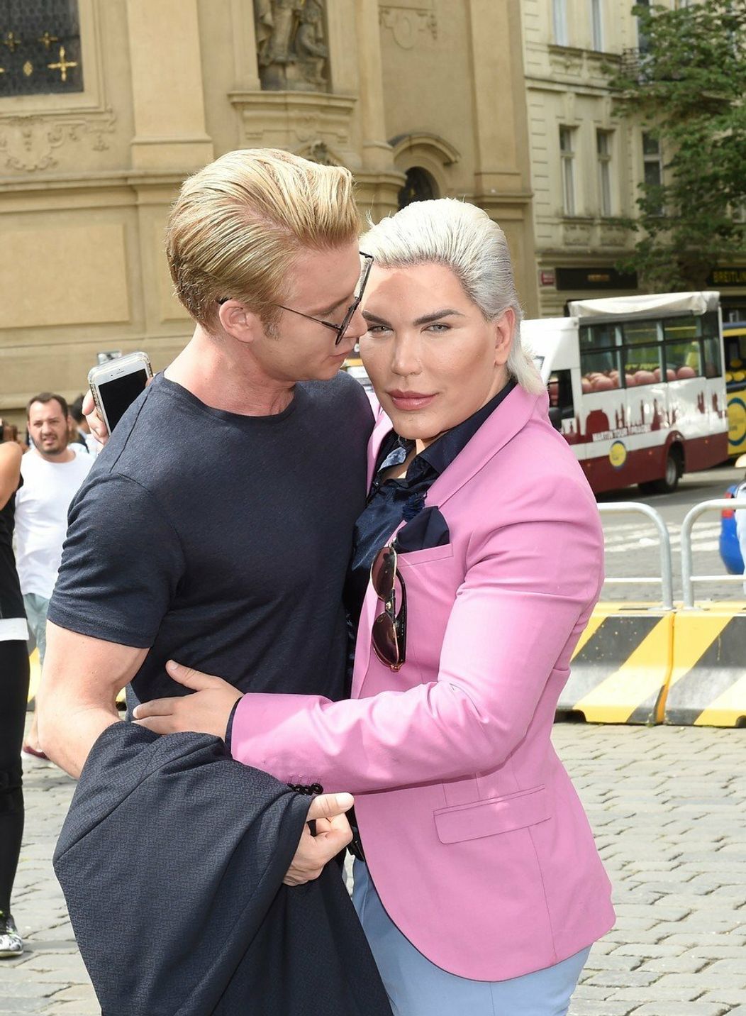 Rodrigo Alves a Robert Paulat