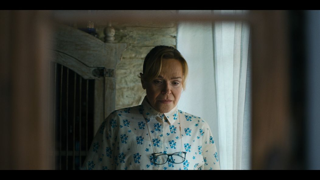 Záber z 1. epizódy minisérie Vedma