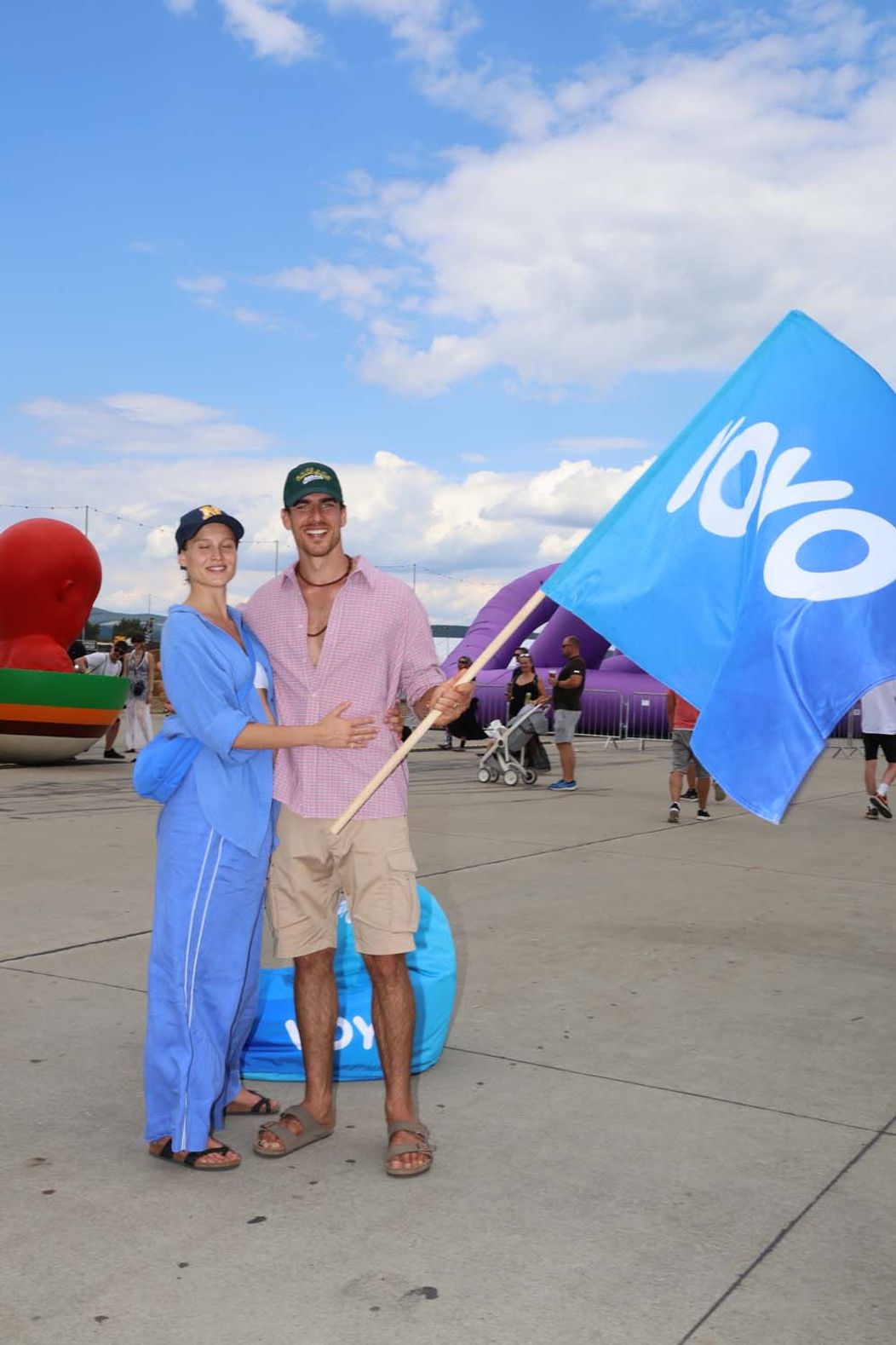 Adam Bardy s manželkou Bibi na festivale Grape