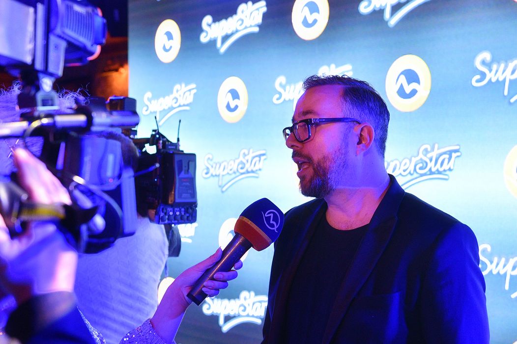 Media Party Superstar