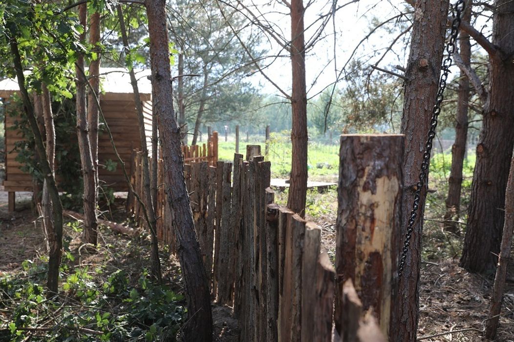 Farmárov nemilosrdne rozdelí plot