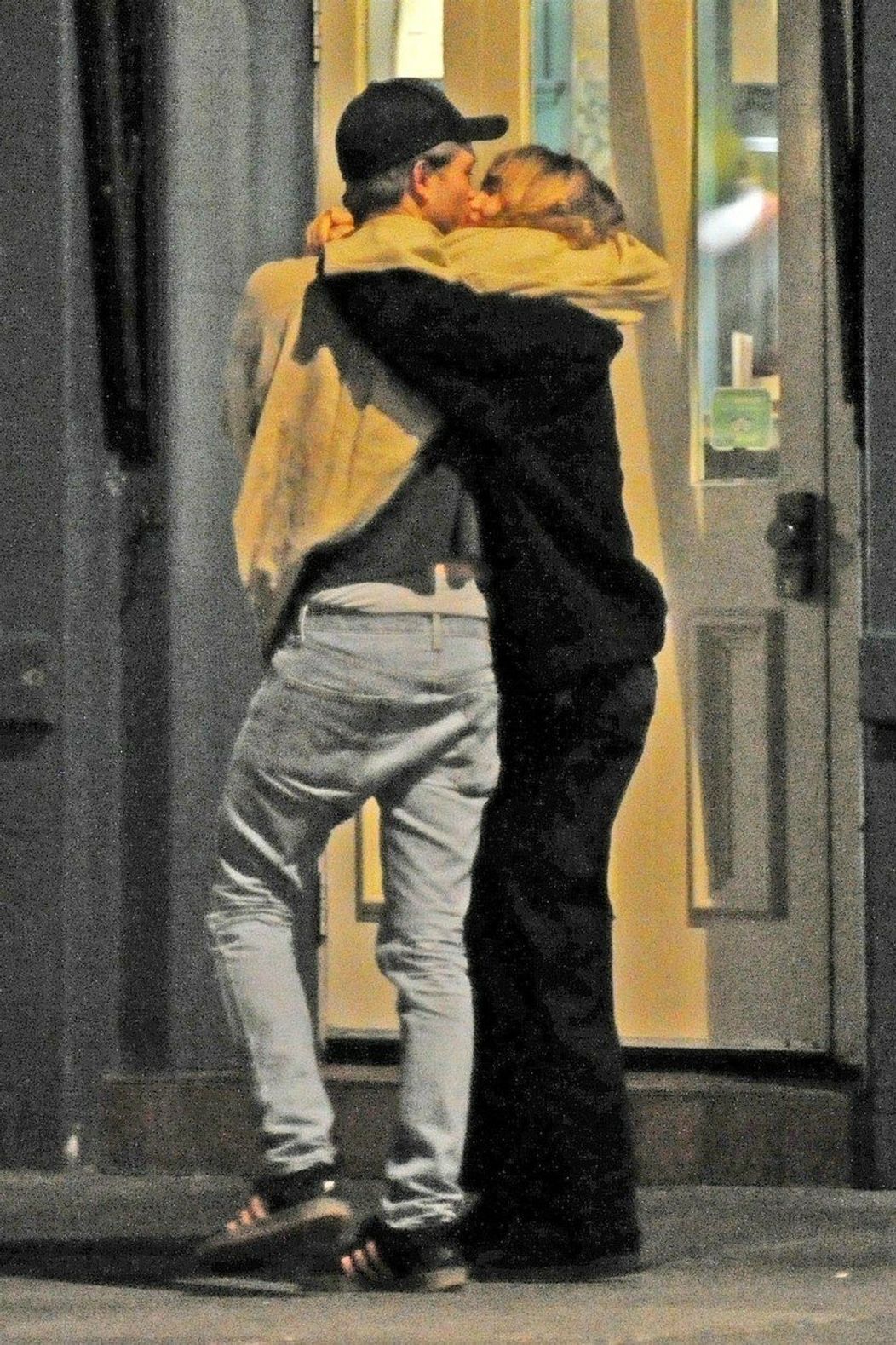 Suki Waterhouse a Robert Pattinson