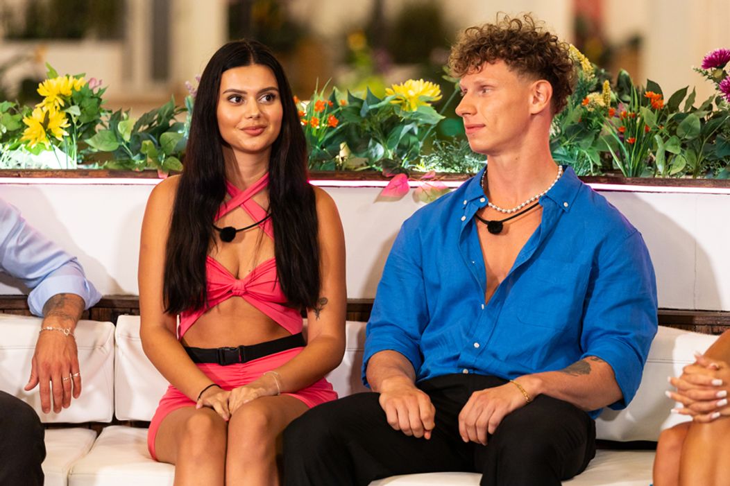 Recoupling - 5.epizóda