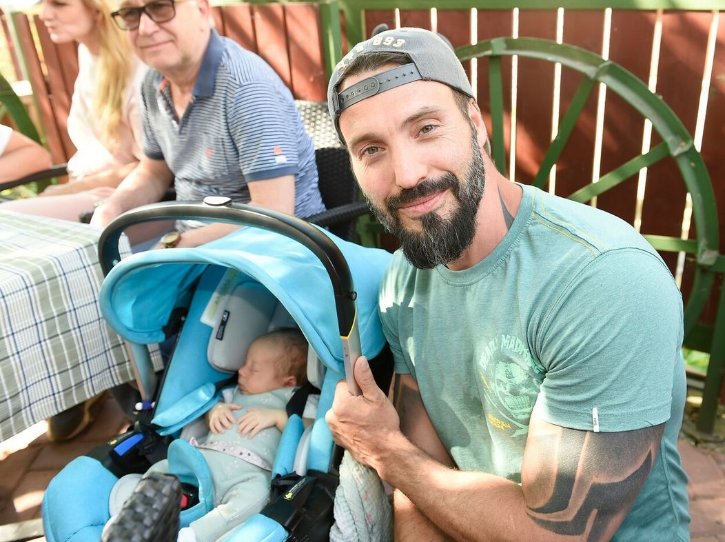 Václav Noid Bárta s dcérkou