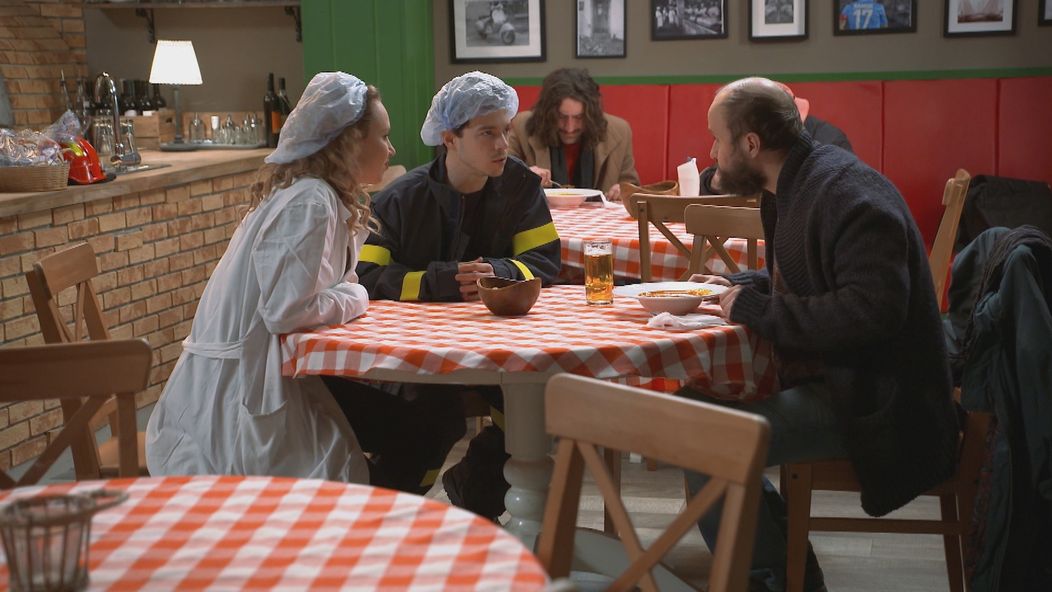 Daniel Fischer ako bezdomovec Duško