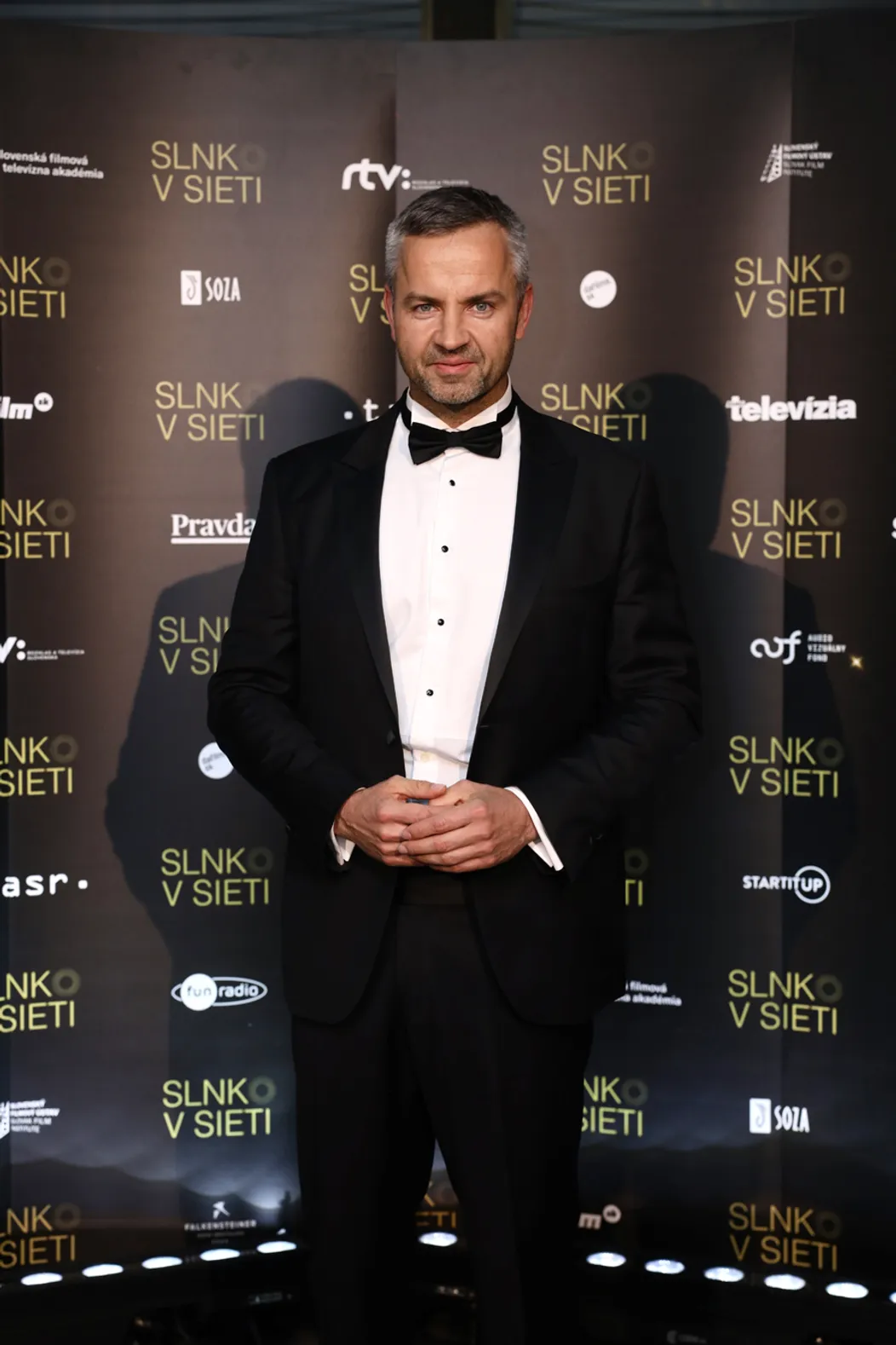 Slnko v sieti