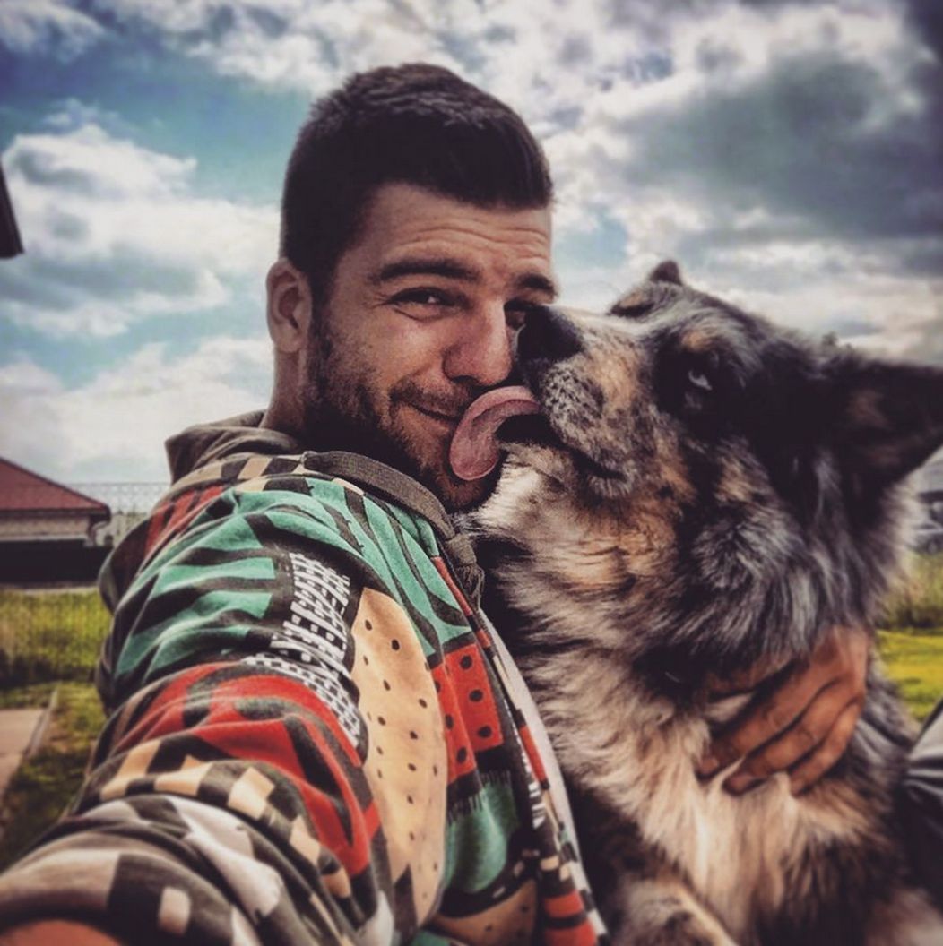 Tomas Juríček a jeho pes Blue