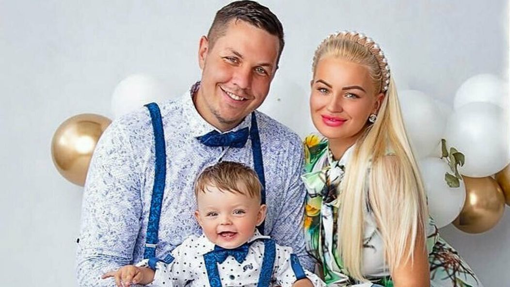 Eva Zelníková Strážnická s manželom a synom