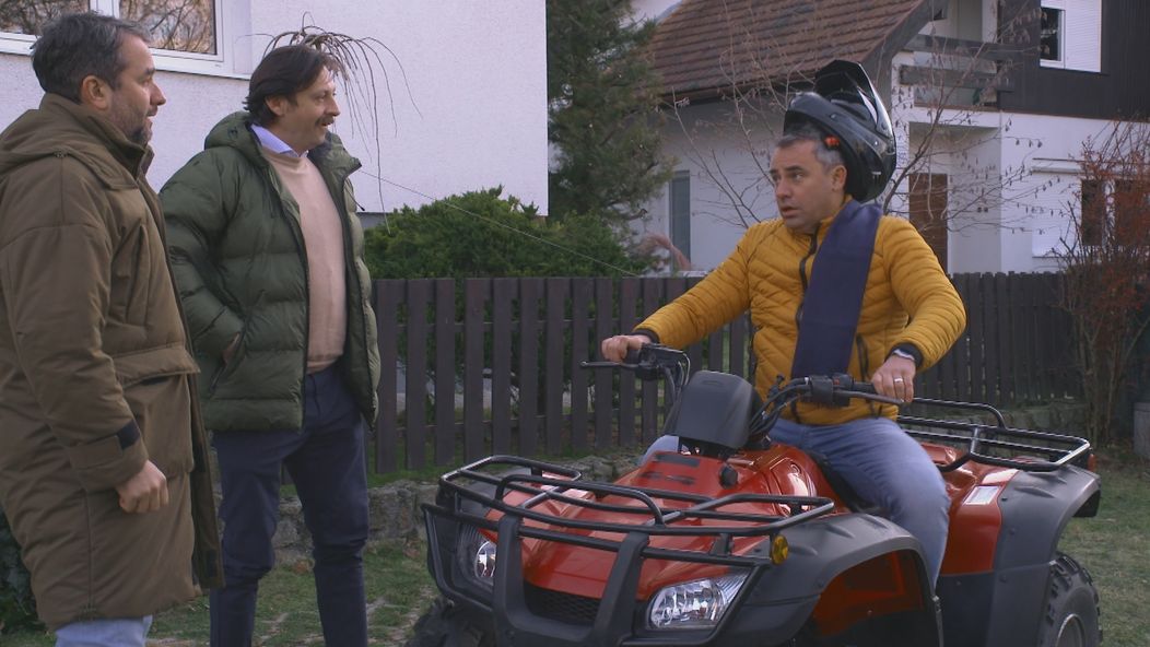 Vlado nadobudol pocit, že nutne potrebuje štvorkolku.
