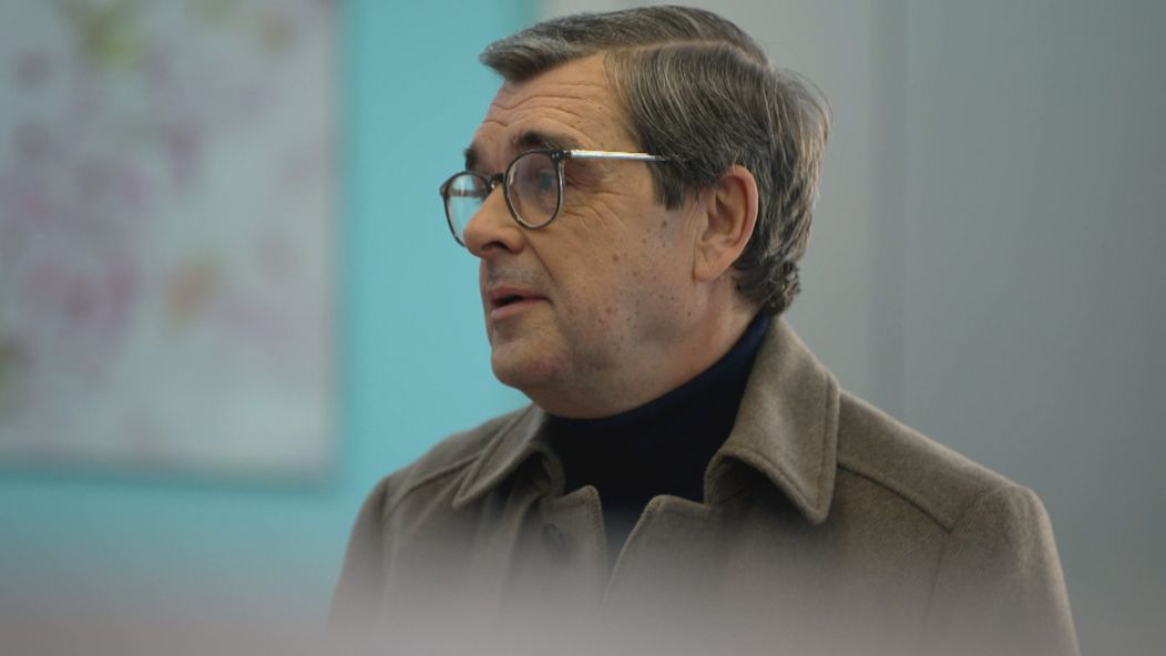 Dávid klame Lenke o chemoterapii