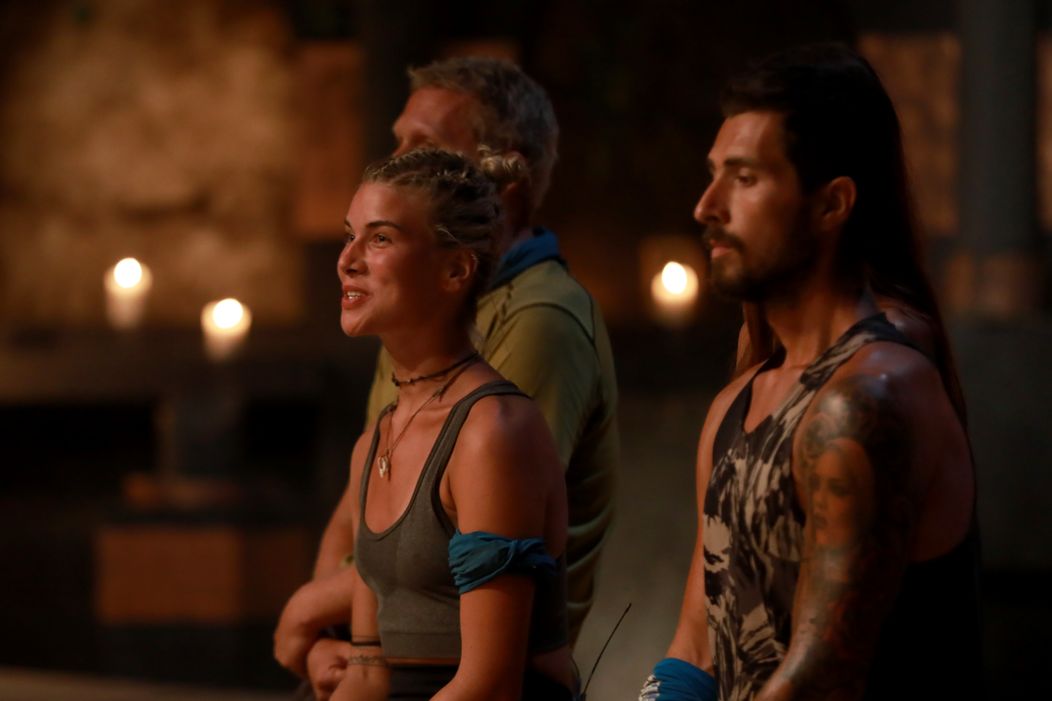 Survivor po desiatej kmeňovej rade a dueli s Andreou opustila Pavlína.