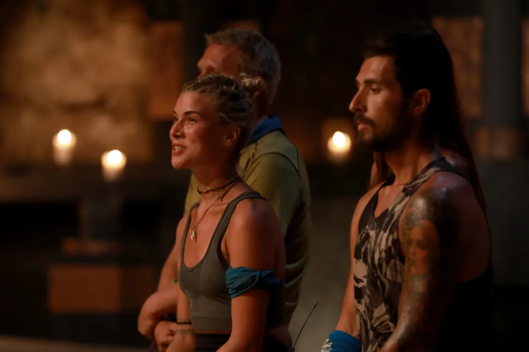 Survivor po desiatej kmeňovej rade a dueli s Andreou opustila Pavlína.