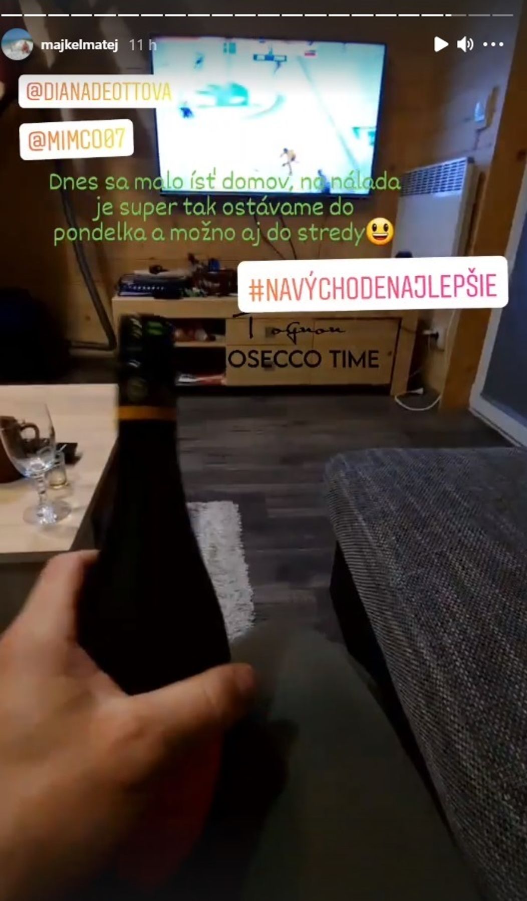 Evelyn ako brunetka