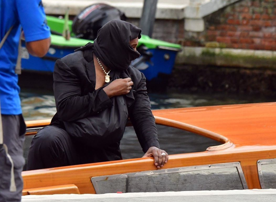 Kanye West to s manželkou prehnali