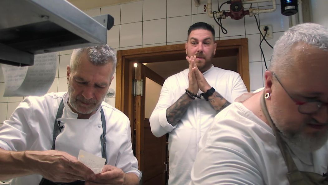 Na nože - Padli ste na hubu ...
