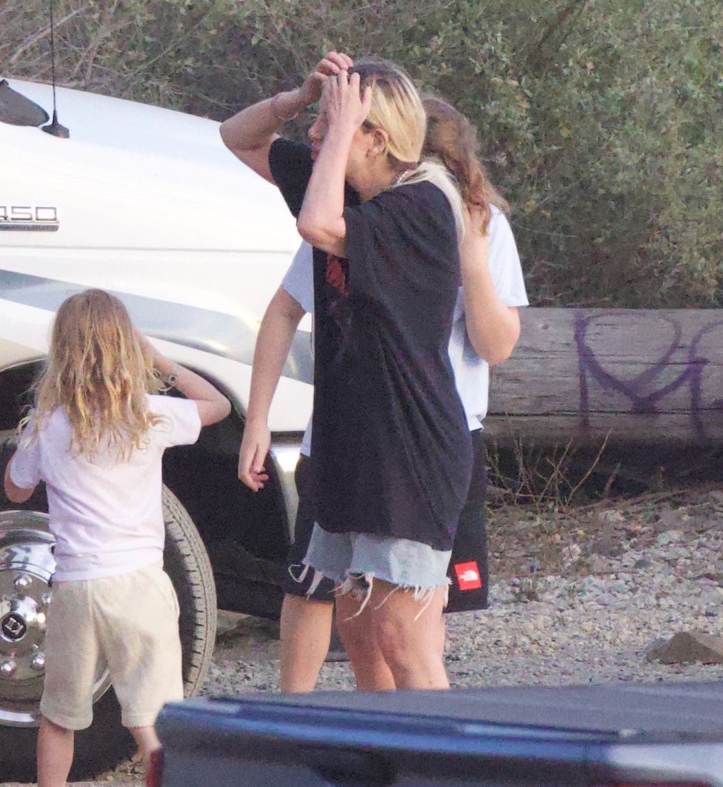 Tori Spelling žije s deťmi v karavane