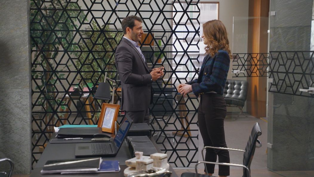 Dorka musí Alexovi niečo dôležité oznámiť...