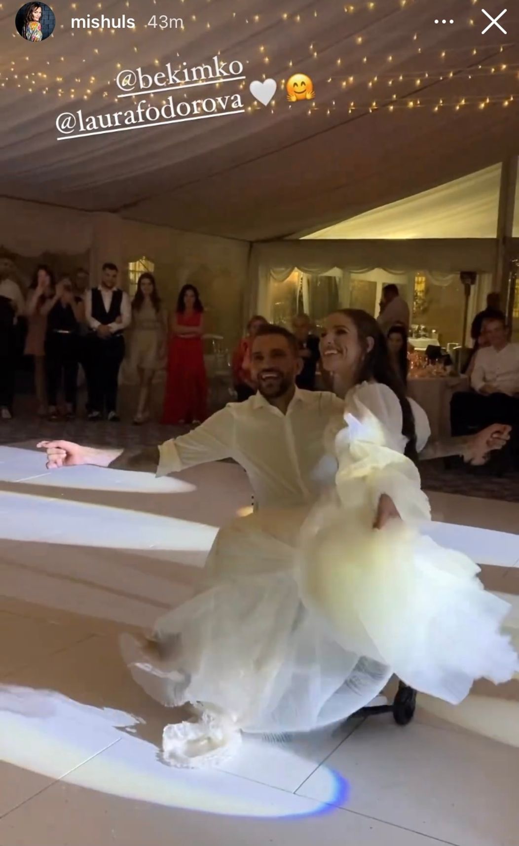 Šťastní mladomanželia