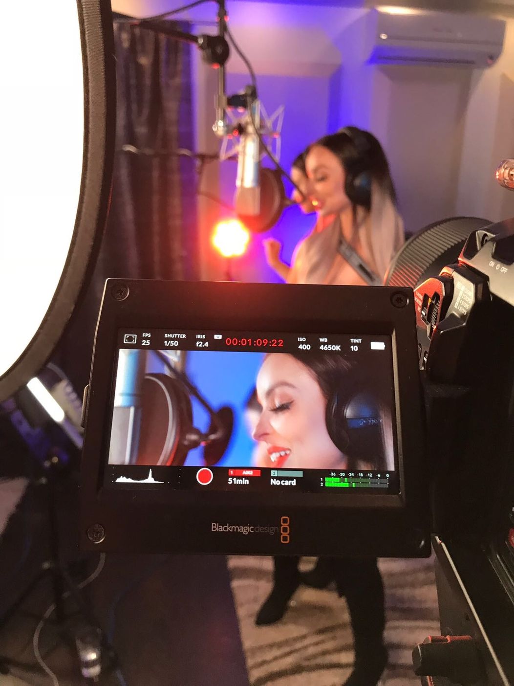 TWiiNSky nakrútili skvelý cover.