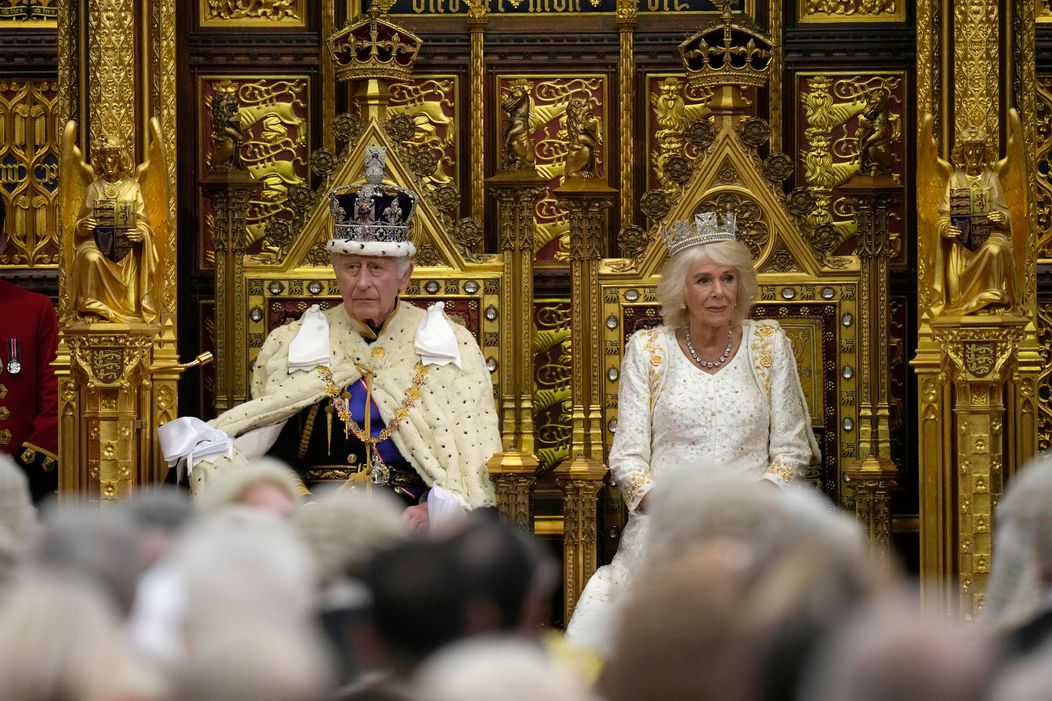 Kráľ Karol III. prejavom prvýkrát otvoril zasadnutie parlamentu