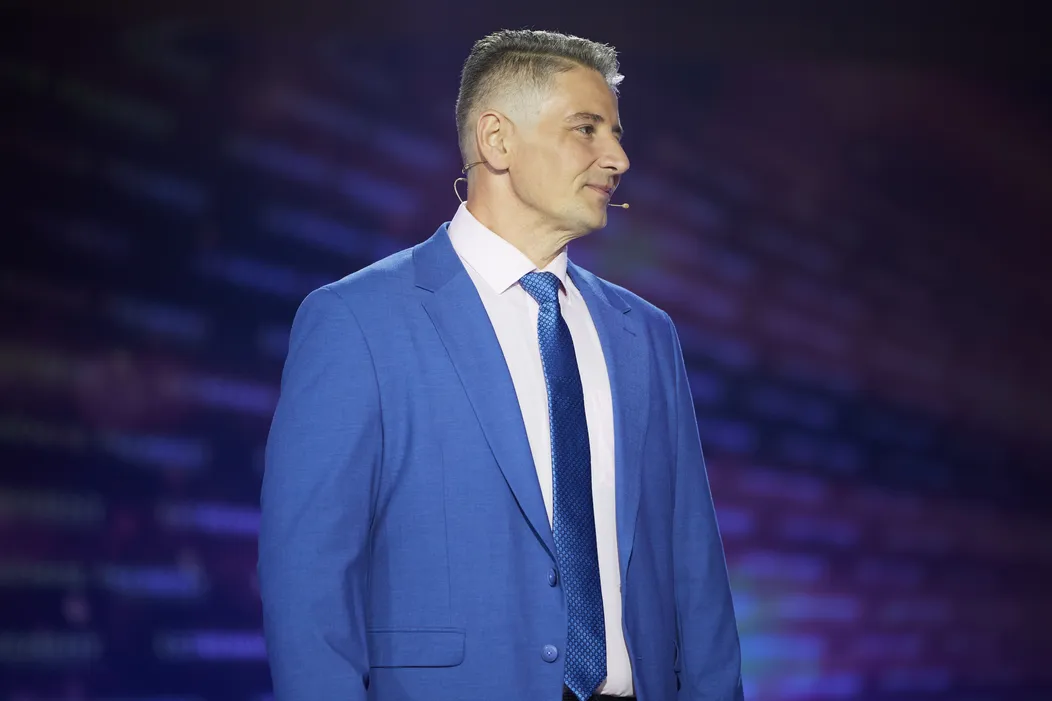 Pavol Kudroč počas galavečera Extrémnych premien.